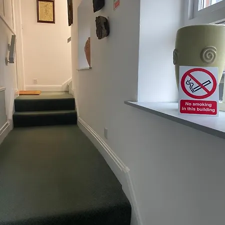 Kezbah2 22 The Square Centre Of Village