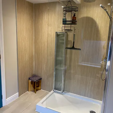 Kezbah2 22 The Square Centre Of Village * Dalston