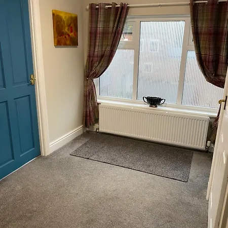 Appartement Kezbah2 22 The Square Centre Of Village